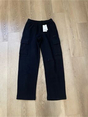 Aritzia Black Megafit Sweatpants